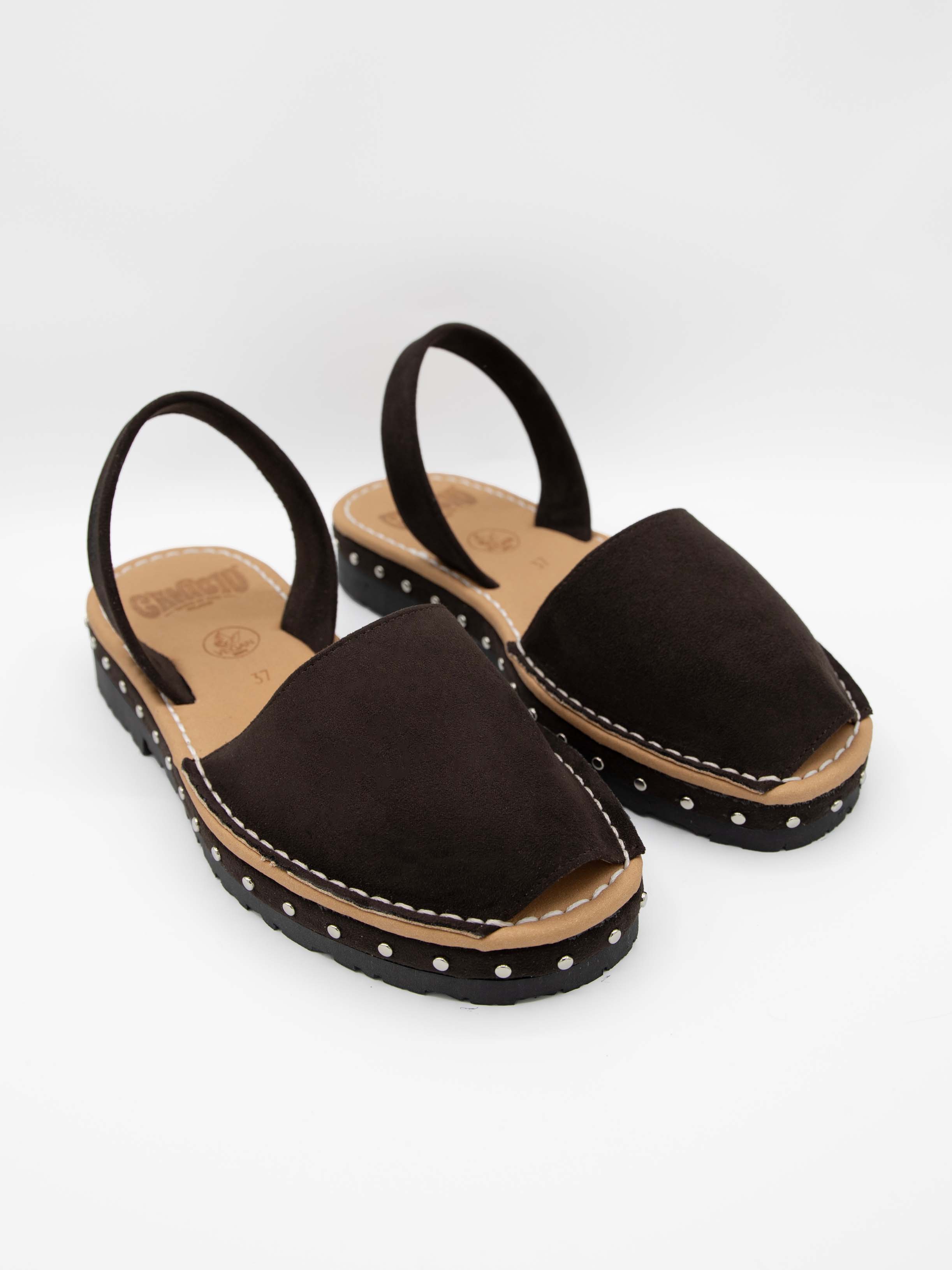 ABARCA MENORQUINA TACHAS MUJER MARRÓN